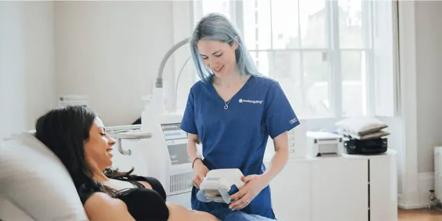 CoolSculpting applicator on the abdomen, fat reduction available at Square Mile Clinic, City of London